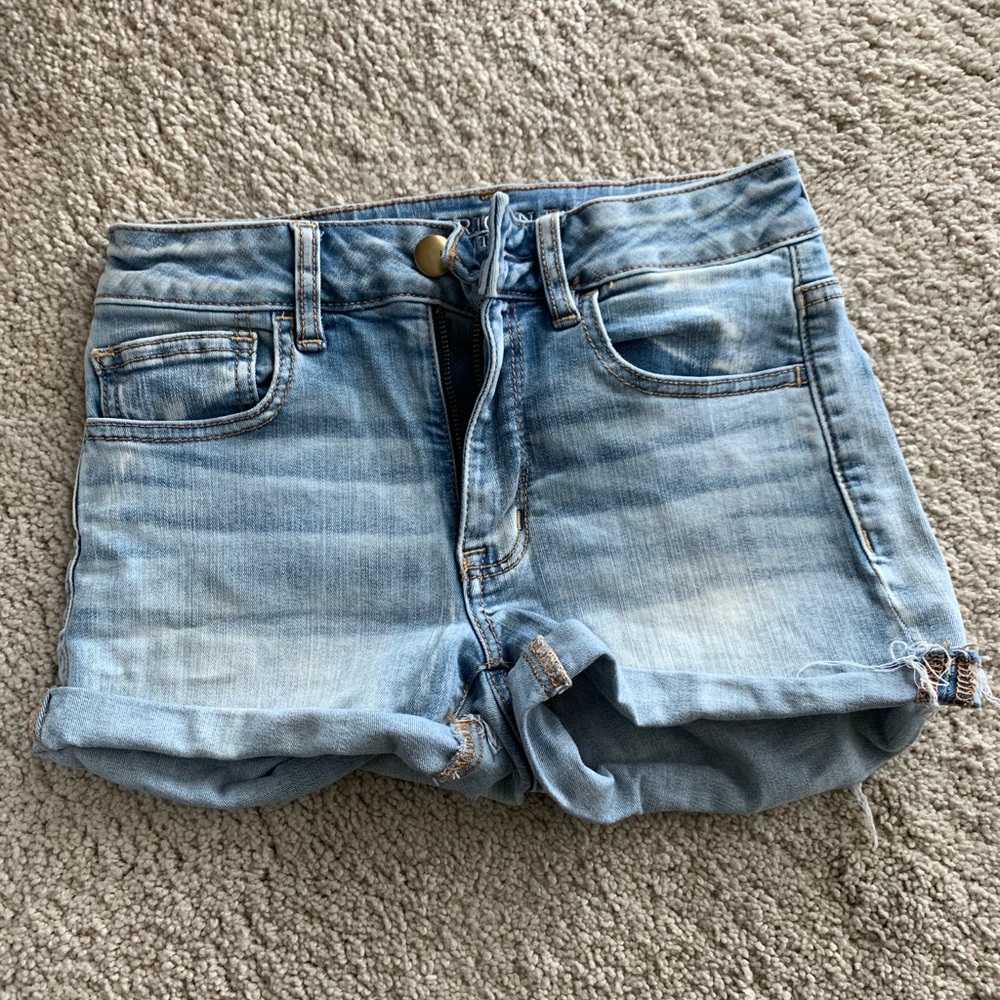 Mid rise american eagle super stretch jean shorts